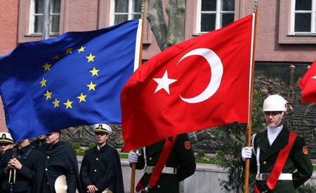 Türkiyə Avropa İttifaqı ilə müqaviləni pozur